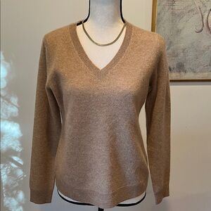 Charter Club Cashmere Luxury 100% Cashmere V-Neck Sweater size PM